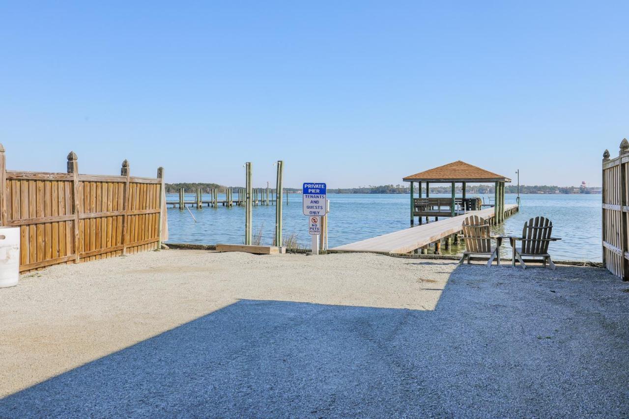Model Home Near Camp Lejeune With Water View Sneads Ferry Экстерьер фото
